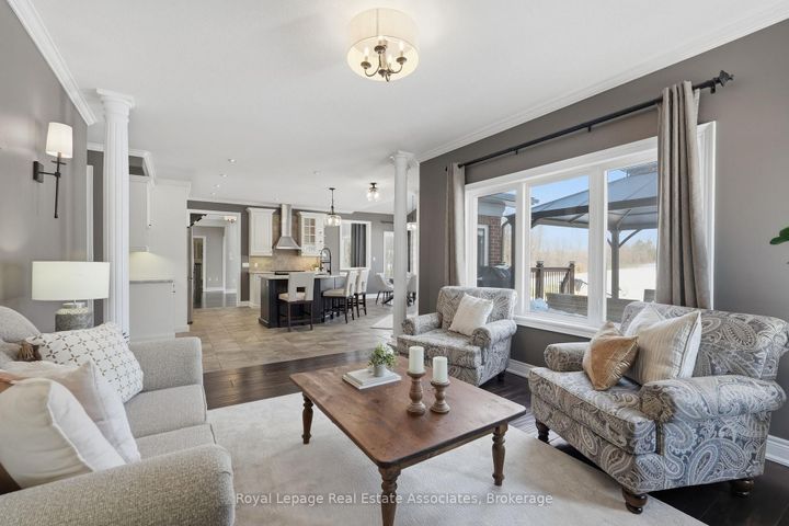 Photo 14 at 100 Chesswood Trail, Rural Flamborough, Hamilton