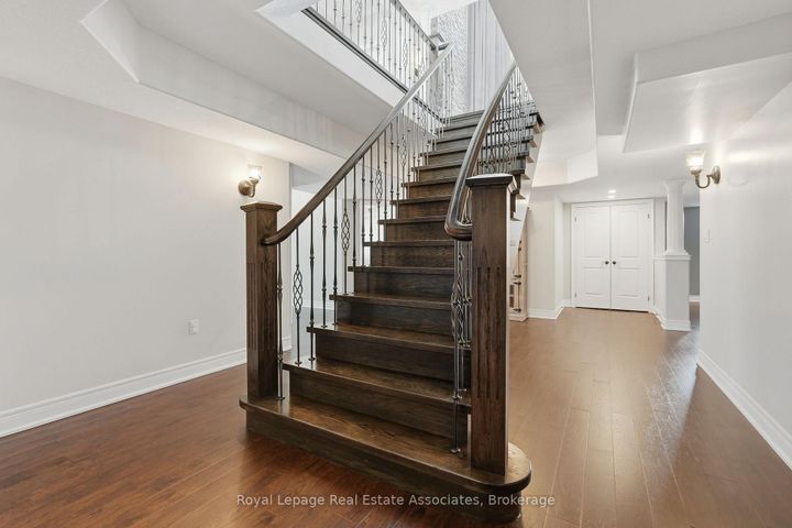 Photo 38 at 100 Chesswood Trail, Rural Flamborough, Hamilton