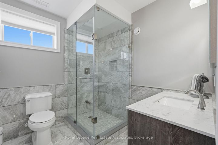 Photo 43 at 100 Chesswood Trail, Rural Flamborough, Hamilton