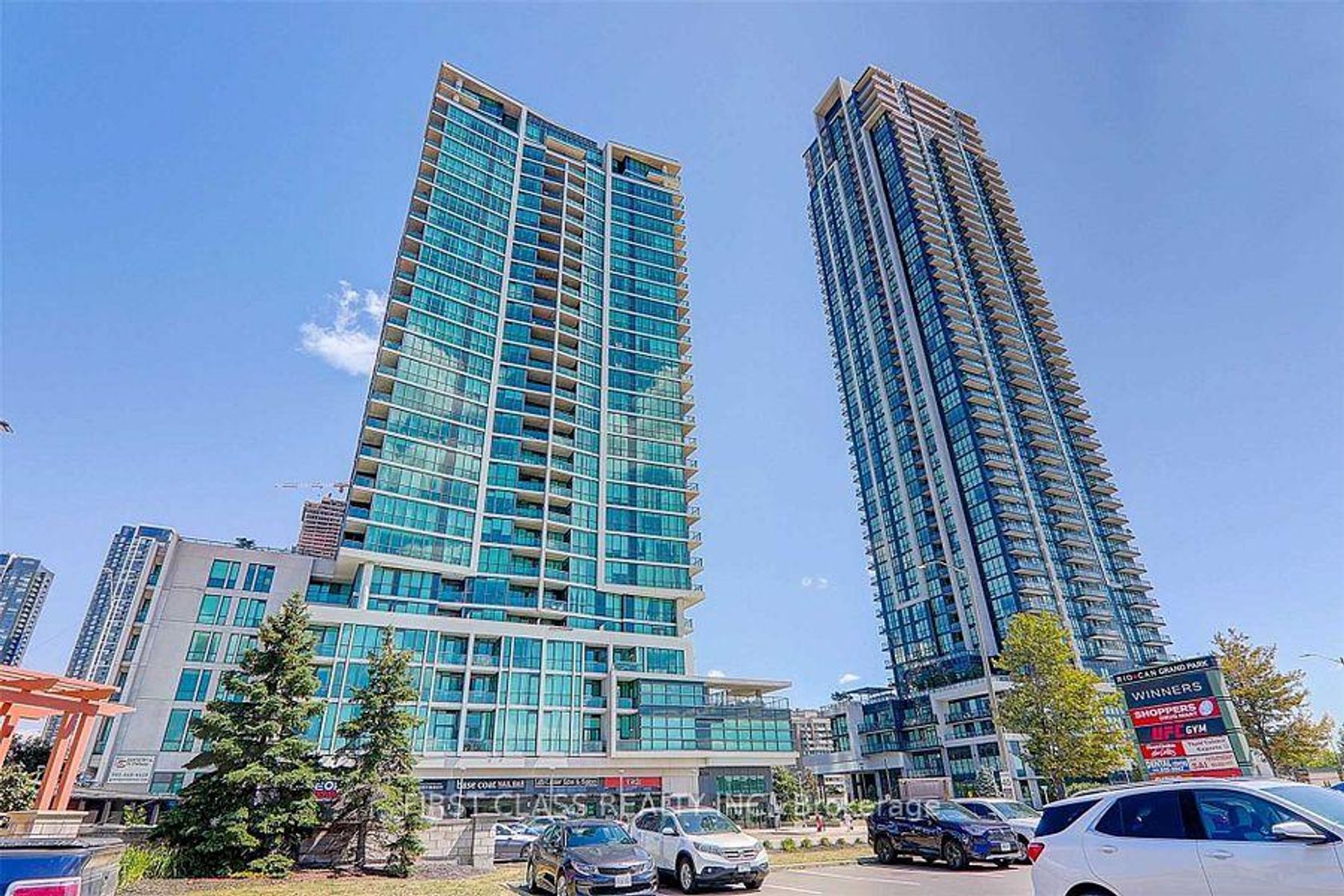 3809 - 3975 Grand Park Drive, City Centre, Mississauga by Loree Meneguzzi Real Estate 3809 - 3975 Grand Park Drive, City Centre, Mississauga