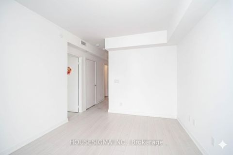 Photo 10 at 1223 - 2031 Kennedy Road, Malvern West, Toronto