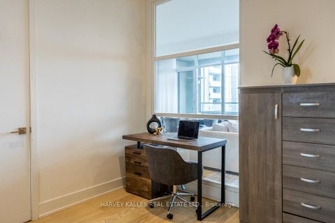 Photo 17 at 1013 - 111 St Clair Avenue W, St. Clair, Toronto