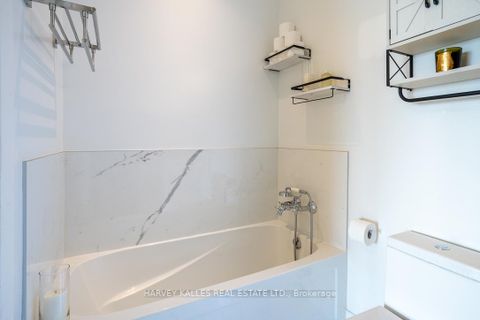 Photo 25 at 1013 - 111 St Clair Avenue W, St. Clair, Toronto