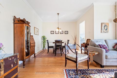 Photo 6 at 503 - 86 Gloucester Street, Yonge Corridor, Toronto