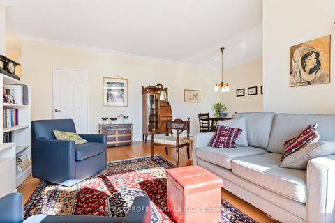 Photo 8 at 503 - 86 Gloucester Street, Yonge Corridor, Toronto