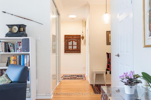 Photo 15 at 503 - 86 Gloucester Street, Yonge Corridor, Toronto