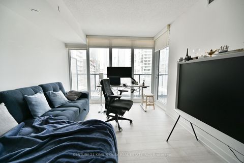 Photo 5 at 510 - 70 Queens Wharf Road, Waterfront Communities C1, Toronto