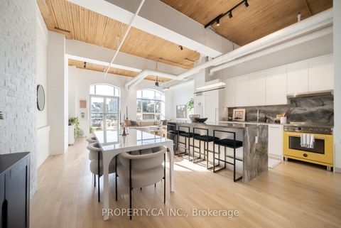 Photo 4 at 409 - 993 Queen Street W, Bellwoods, Toronto