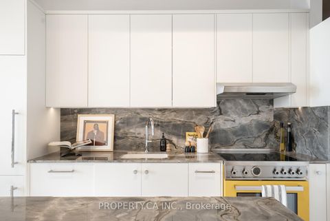 Photo 9 at 409 - 993 Queen Street W, Bellwoods, Toronto