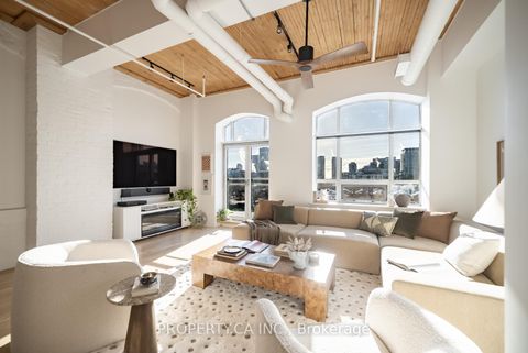 Photo 20 at 409 - 993 Queen Street W, Bellwoods, Toronto