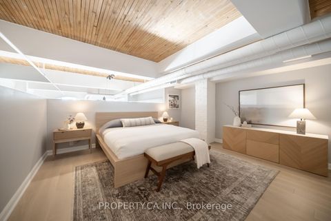 Photo 26 at 409 - 993 Queen Street W, Bellwoods, Toronto