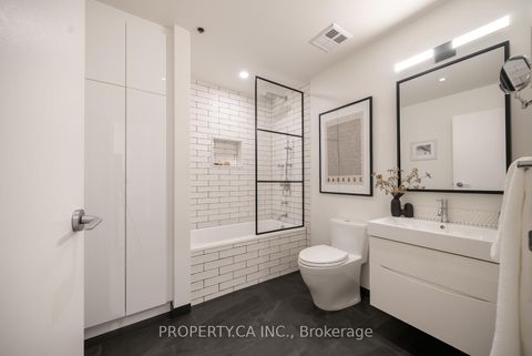 Photo 33 at 409 - 993 Queen Street W, Bellwoods, Toronto