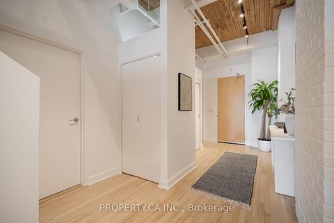 Photo 35 at 409 - 993 Queen Street W, Bellwoods, Toronto