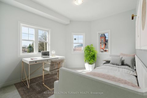 Photo 16 at 2 Ravenscraig Place, Cookstown, Innisfil