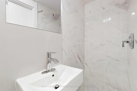 Photo 4 at 38 Hilldale Road, Smythe, Toronto