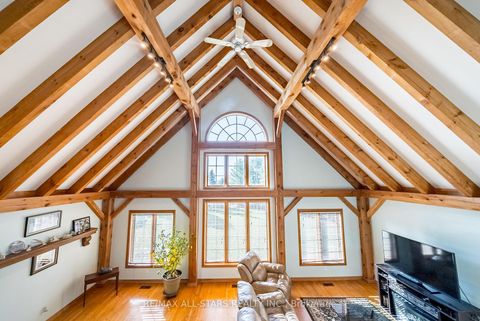 Photo 3 at 100 Snow Ridge Court, Raglan, Oshawa