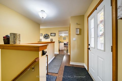 Photo 16 at 100 Snow Ridge Court, Raglan, Oshawa