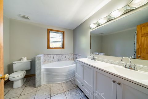 Photo 25 at 100 Snow Ridge Court, Raglan, Oshawa