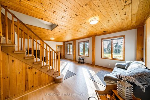 Photo 26 at 100 Snow Ridge Court, Raglan, Oshawa