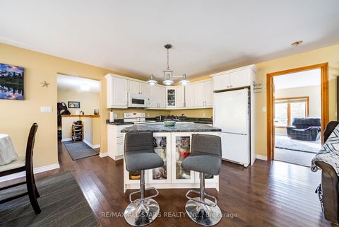 Photo 33 at 100 Snow Ridge Court, Raglan, Oshawa