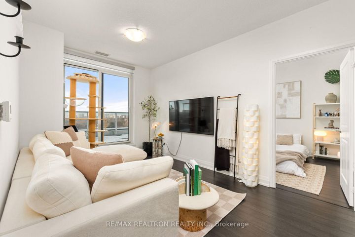 Photo 8 at 910 - 3121 Sheppard Avenue E, Sullivan, Toronto