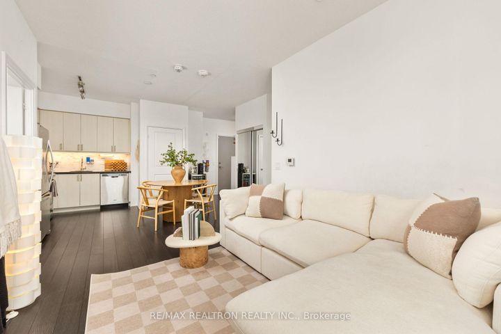 Photo 9 at 910 - 3121 Sheppard Avenue E, Sullivan, Toronto