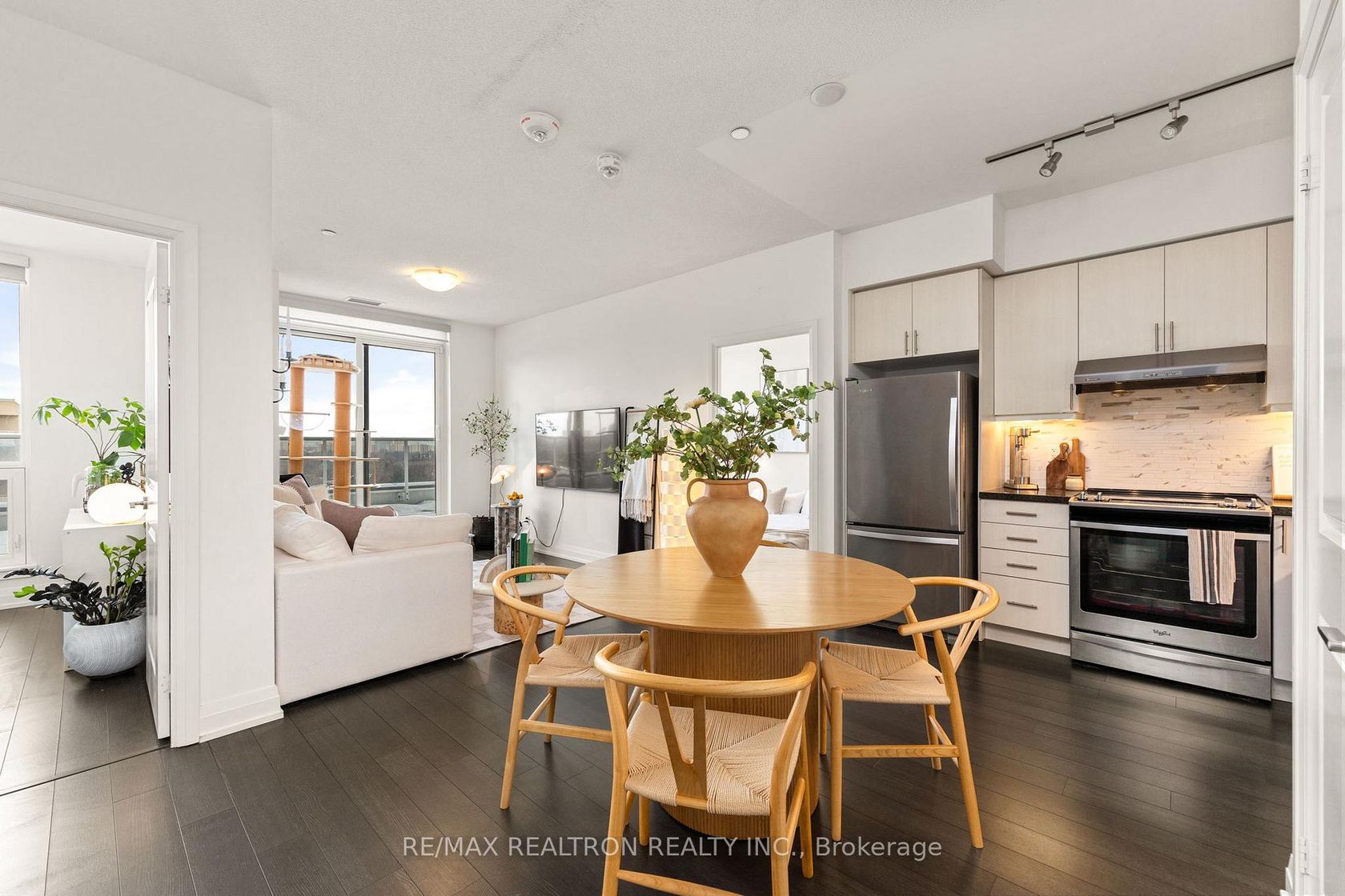 910 - 3121 Sheppard Avenue E, Sullivan, Toronto 2