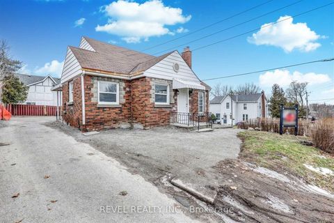 Photo 1 at 45 Fairbanks Street, Central, Oshawa