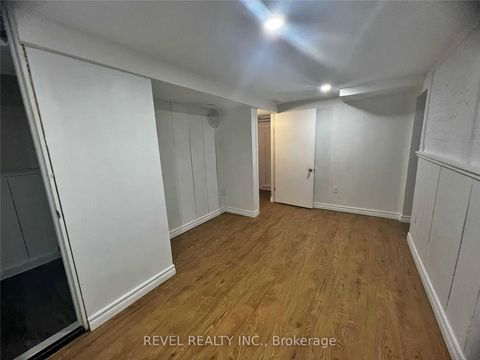 Photo 14 at 45 Fairbanks Street, Central, Oshawa