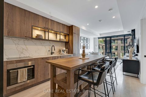 Photo 2 at 903 - 505 Richmond Street W, Waterfront Communities C1, Toronto