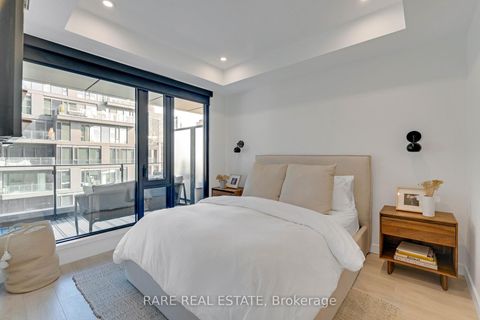 Photo 10 at 903 - 505 Richmond Street W, Waterfront Communities C1, Toronto