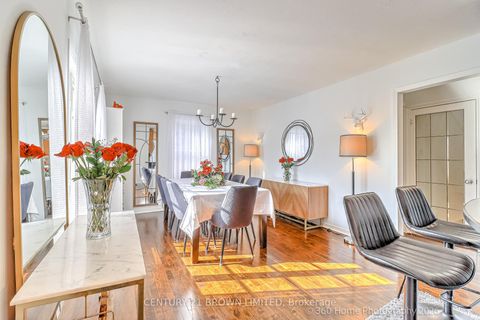 Photo 1 at 18 Cochrane Court, Queensway, Toronto