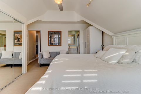 Photo 23 at 18 Cochrane Court, Queensway, Toronto