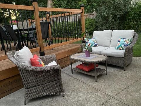 Photo 28 at 18 Cochrane Court, Queensway, Toronto