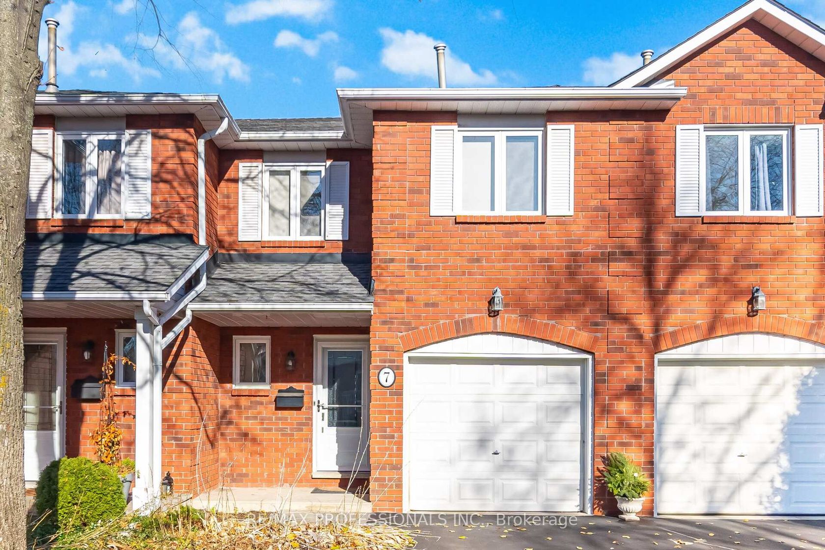 7 - 3115 New Street, Roseland, Burlington 