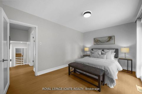 Photo 17 at 47 Deerfield Road, Bendale, Toronto