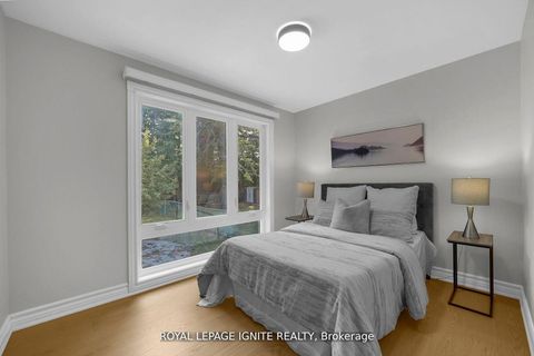 Photo 21 at 47 Deerfield Road, Bendale, Toronto