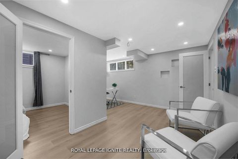 Photo 28 at 47 Deerfield Road, Bendale, Toronto