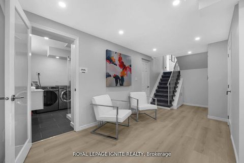 Photo 29 at 47 Deerfield Road, Bendale, Toronto