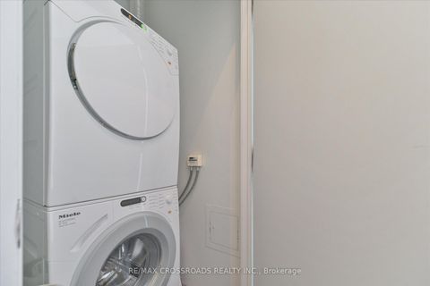 Photo 16 at 4103 - 80 John Street, Waterfront Communities C1, Toronto