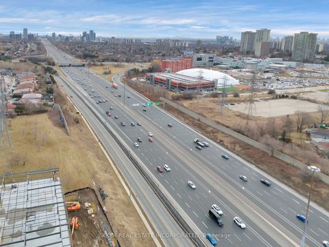 Photo 4 at 605/606 - 105 Gordon Baker Road, Hillcrest Village, Toronto