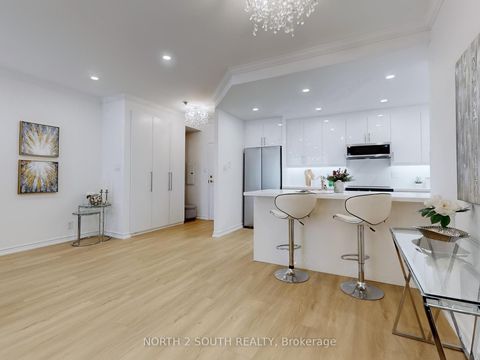 Photo 3 at PH27 - 32 Clarissa Drive W, Harding, Richmond Hill