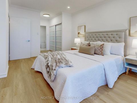 Photo 13 at PH27 - 32 Clarissa Drive W, Harding, Richmond Hill