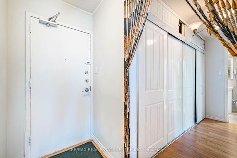 Photo 10 at 509 - 200 Lotherton Pathway Pathway, Glen Park, Toronto