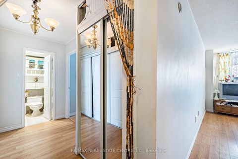 Photo 11 at 509 - 200 Lotherton Pathway Pathway, Glen Park, Toronto