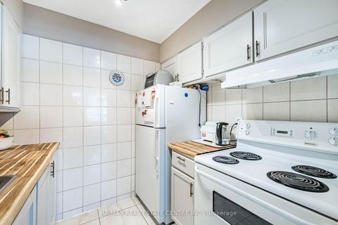 Photo 18 at 509 - 200 Lotherton Pathway Pathway, Glen Park, Toronto