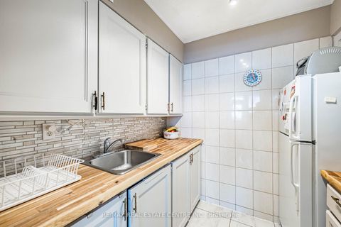 Photo 19 at 509 - 200 Lotherton Pathway Pathway, Glen Park, Toronto