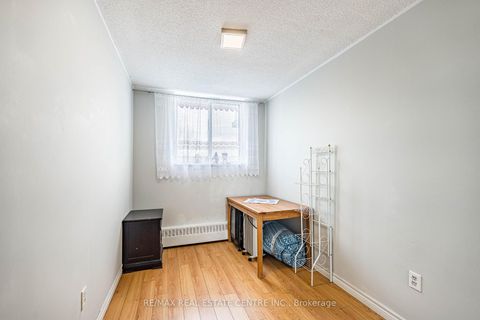 Photo 29 at 509 - 200 Lotherton Pathway Pathway, Glen Park, Toronto