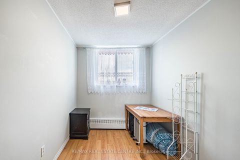 Photo 30 at 509 - 200 Lotherton Pathway Pathway, Glen Park, Toronto