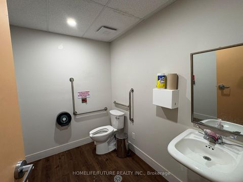 Photo 9 at 296 - 284-296 Markham Road, Scarborough Village, Toronto